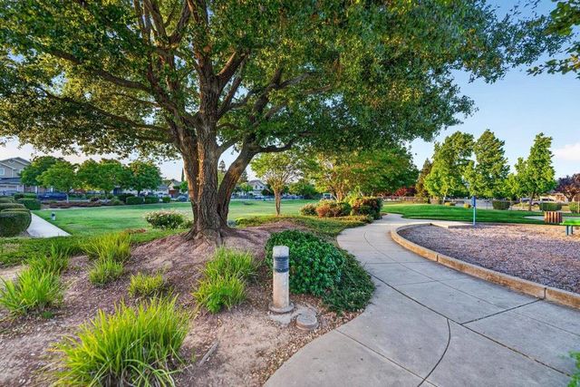 18042 Calle Central, Morgan Hill, CA 95037