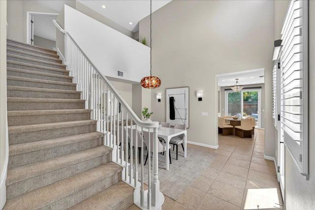 18042 Calle Central, Morgan Hill, CA 95037