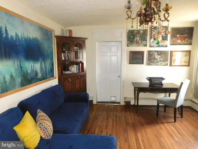 105 E MAIN ST, Wardensville, WV 26851