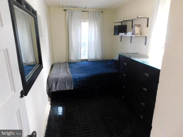 105 E MAIN ST, Wardensville, WV 26851