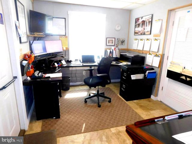 105 E MAIN ST, Wardensville, WV 26851