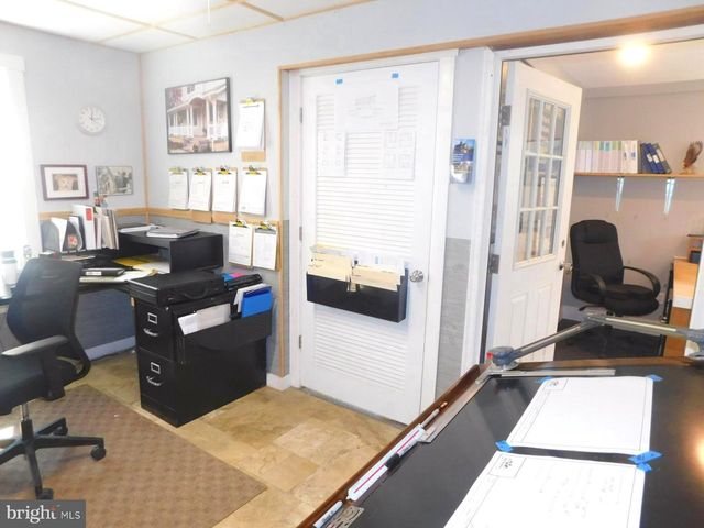 105 E MAIN ST, Wardensville, WV 26851