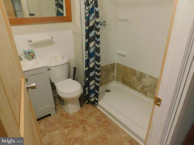 105 E MAIN ST, Wardensville, WV 26851