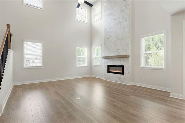 764 Clifftop Crossing SW, Powder Springs, GA 30127
