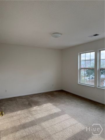 7 Blackberry Lane, Port Wentworth, GA 31407