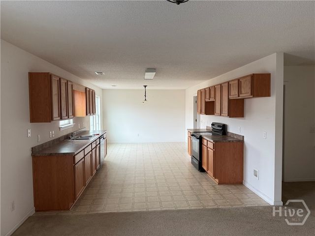 7 Blackberry Lane, Port Wentworth, GA 31407