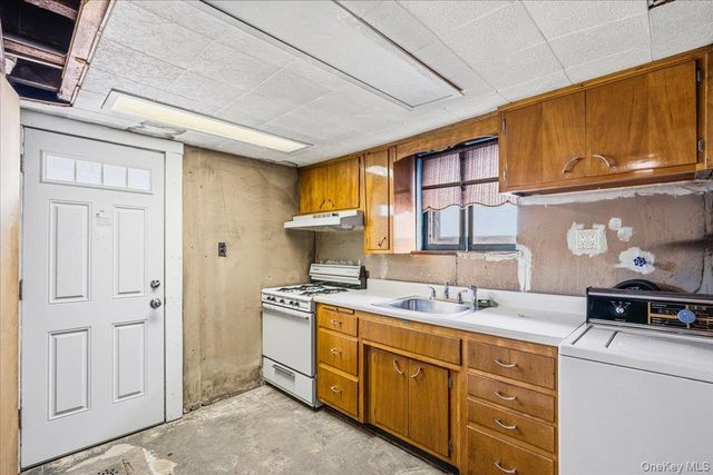 1228 80th Street, Brooklyn, NY 11228