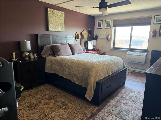 160 academy Street 7h, Poughkeepsie, NY 12601