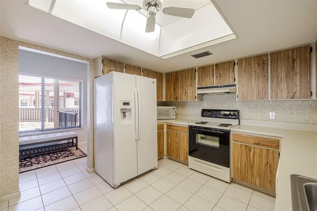 3280 SOUTHSHORE DRIVE 86C, Punta Gorda, FL 33955