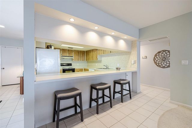3280 SOUTHSHORE DRIVE 86C, Punta Gorda, FL 33955
