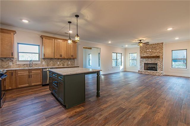 386 Mulberry Circle, Jasper, GA 30143