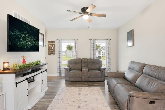 54795 Winding River Drive, Middlebury, IN 46540