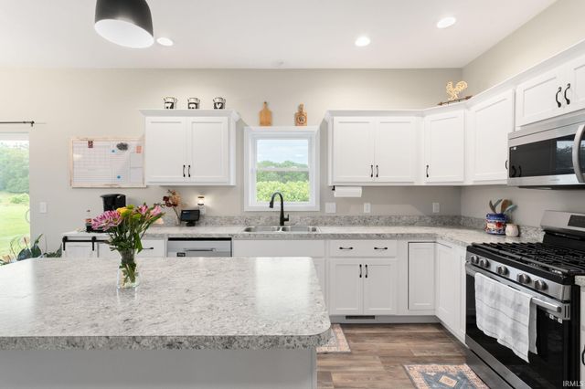 54795 Winding River Drive, Middlebury, IN 46540