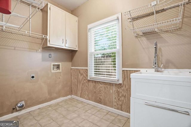 212 Gates Mill Drive, Lawrenceville, GA 30045