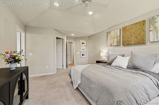 836 Townsend Drive, South Lyon, MI 48178