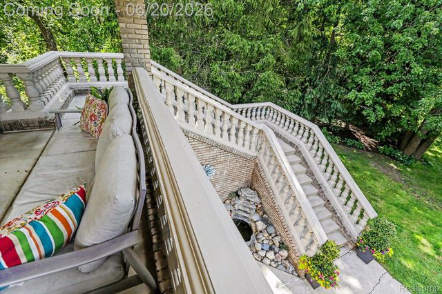 836 Townsend Drive, South Lyon, MI 48178