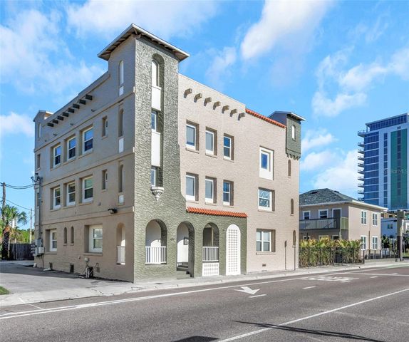 409 8TH STREET N 8, St Petersburg, FL 33701