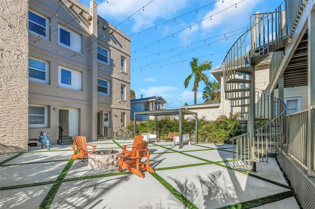 409 8TH STREET N 8, St Petersburg, FL 33701