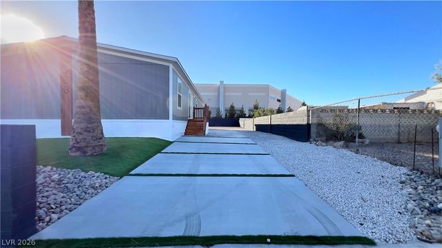 4538 Crystal Peak Drive, Las Vegas, NV 89115
