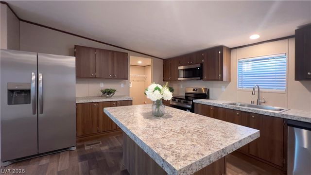 4538 Crystal Peak Drive, Las Vegas, NV 89115