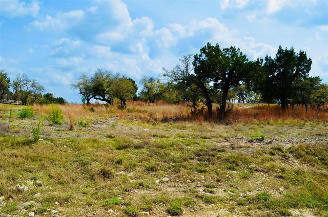 115 Arabian LN, Driftwood, TX 78619