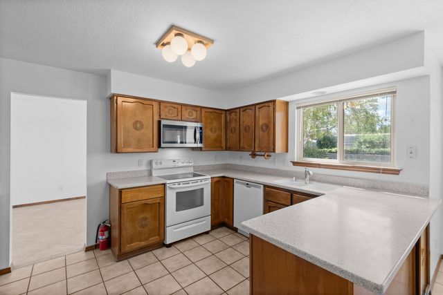 13104 Deer Dancer Trail NE, Albuquerque, NM 87112