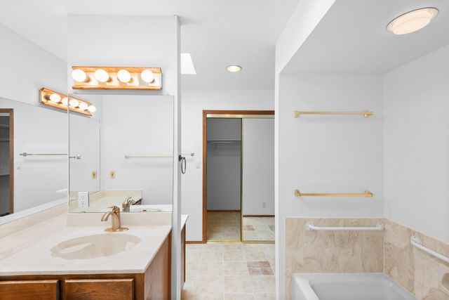 13104 Deer Dancer Trail NE, Albuquerque, NM 87112