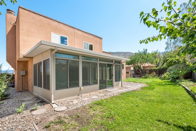 13104 Deer Dancer Trail NE, Albuquerque, NM 87112