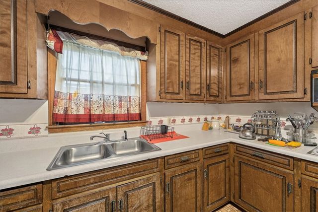 135 Seneca River Road, Seneca, SC 29678