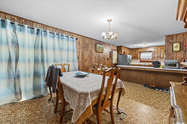135 Seneca River Road, Seneca, SC 29678