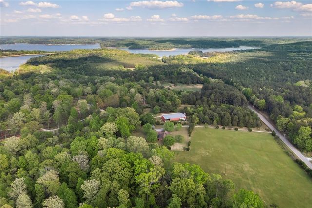 135 Seneca River Road, Seneca, SC 29678