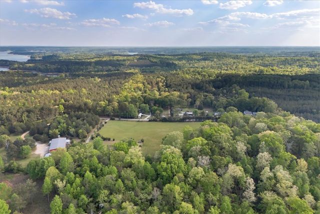 135 Seneca River Road, Seneca, SC 29678
