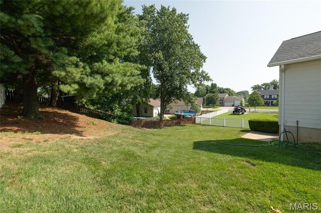 2296 Delaware Drive, St Charles, MO 63303