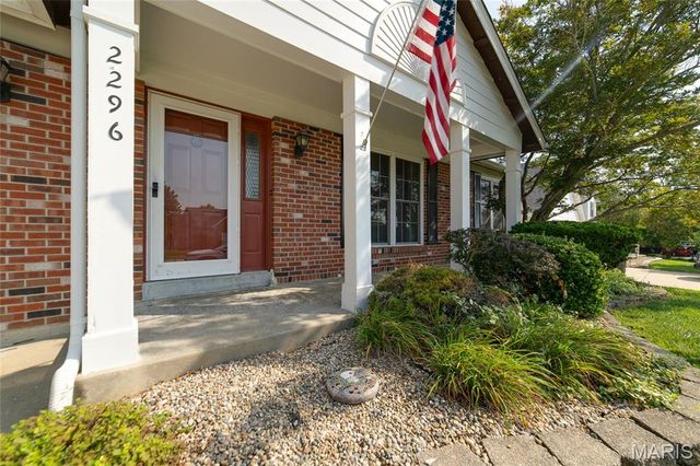 2296 Delaware Drive, St Charles, MO 63303
