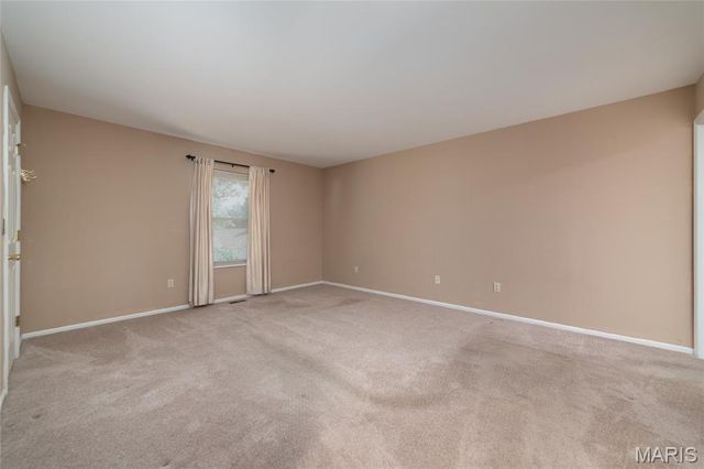 2296 Delaware Drive, St Charles, MO 63303