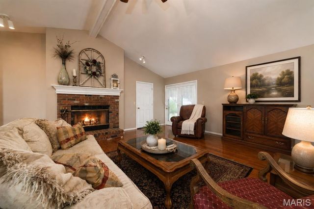 2296 Delaware Drive, St Charles, MO 63303