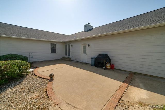 2296 Delaware Drive, St Charles, MO 63303