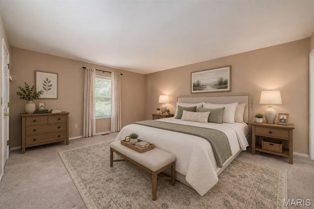 2296 Delaware Drive, St Charles, MO 63303