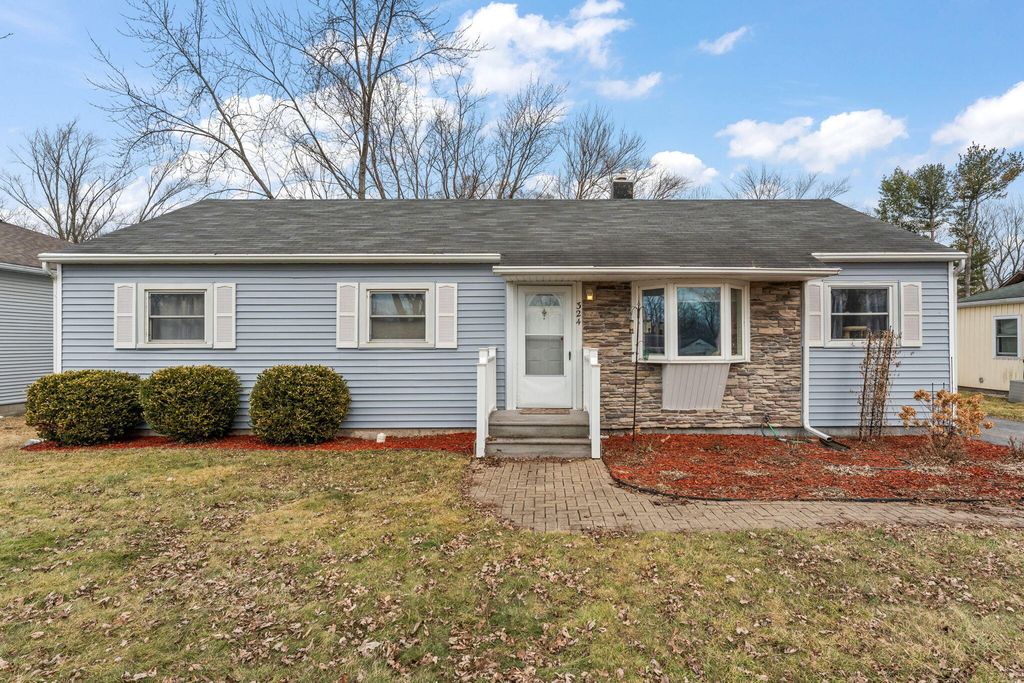 324 Maple Street, Crown Point, IN 46307