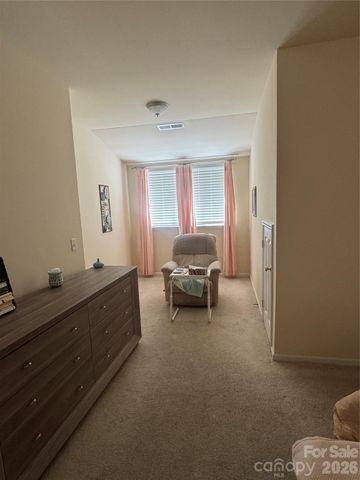 2008 Golden Ridge Lane, Charlotte, NC 28208