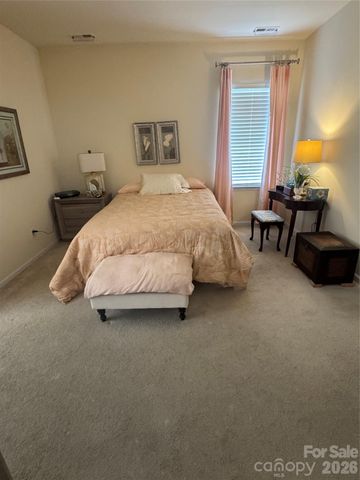 2008 Golden Ridge Lane, Charlotte, NC 28208