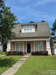 2008 Golden Ridge Lane, Charlotte, NC 28208
