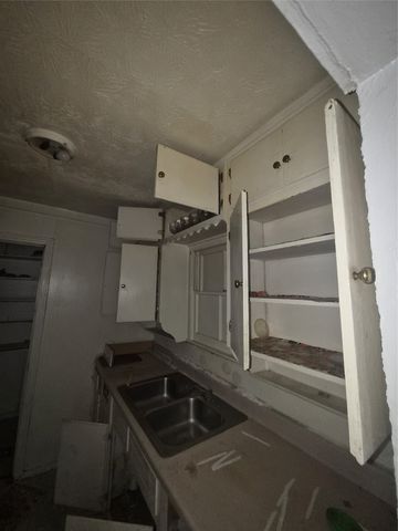 335 Avenue J, Dallas, TX 75203