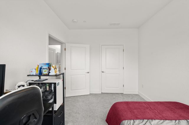12464 Chelidon Way, Rancho Cordova, CA 95742