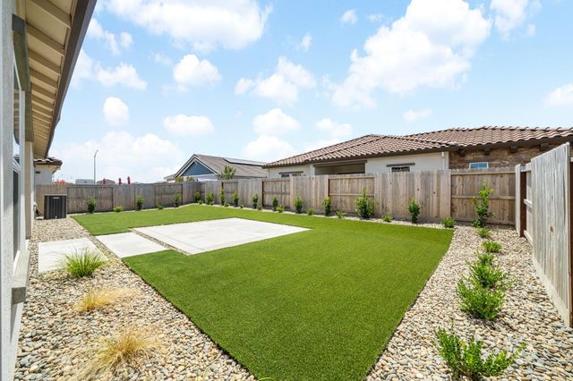 12464 Chelidon Way, Rancho Cordova, CA 95742