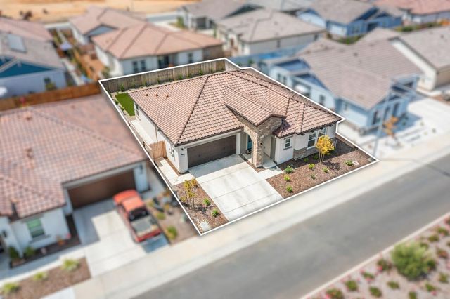 12464 Chelidon Way, Rancho Cordova, CA 95742