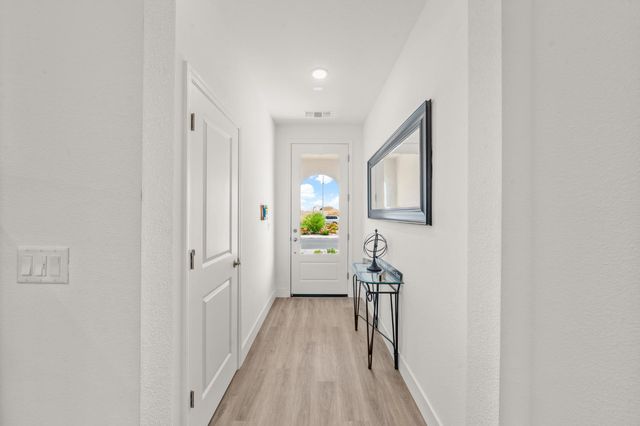 12464 Chelidon Way, Rancho Cordova, CA 95742