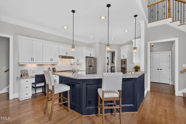 923 Dominion Hill Drive, Cary, NC 27519