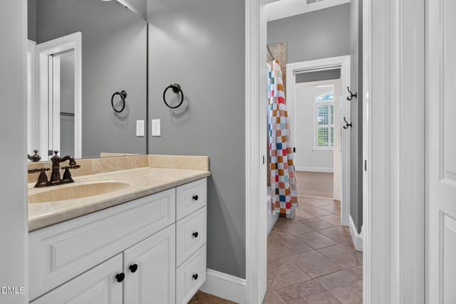 923 Dominion Hill Drive, Cary, NC 27519
