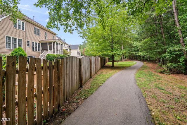 923 Dominion Hill Drive, Cary, NC 27519